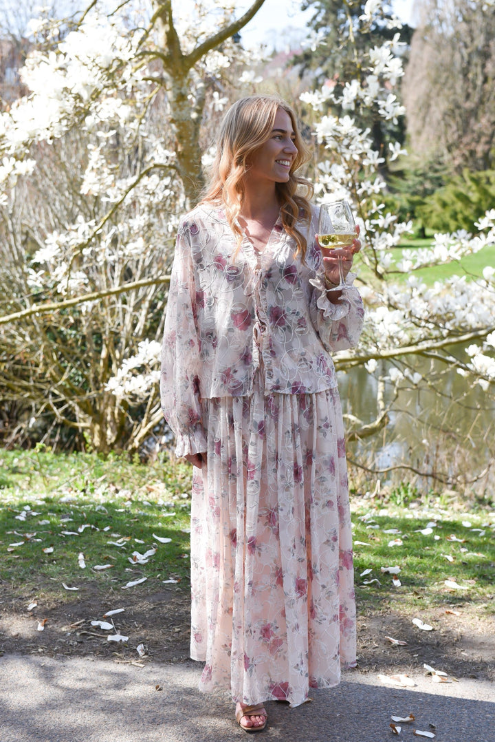 A-View - Flounce Blouse AV7039 - 308 - Sand/Dusty Green Bluser