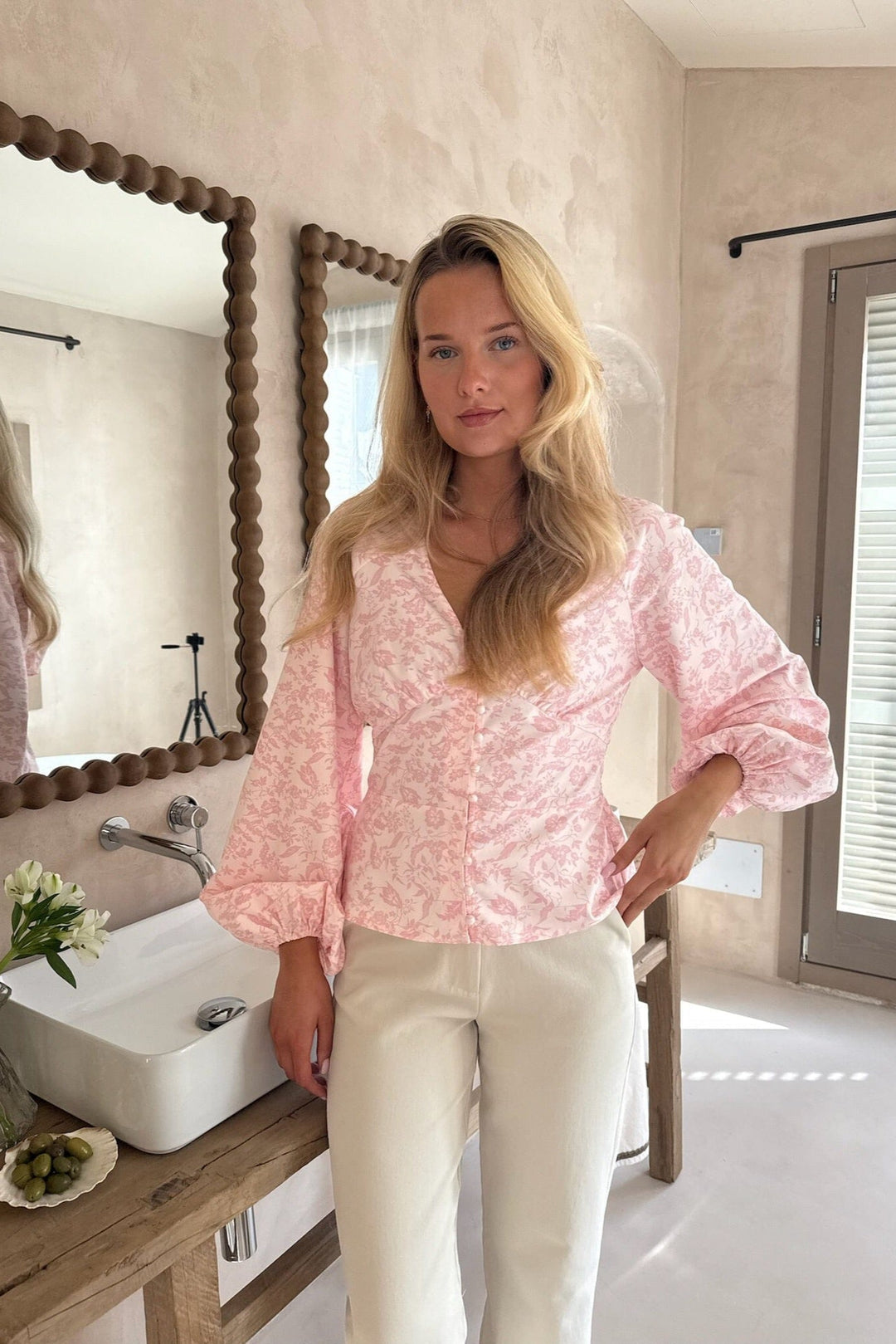 BYIC - Addyic Shirt A23946 - Light Pink Floral Skjorter