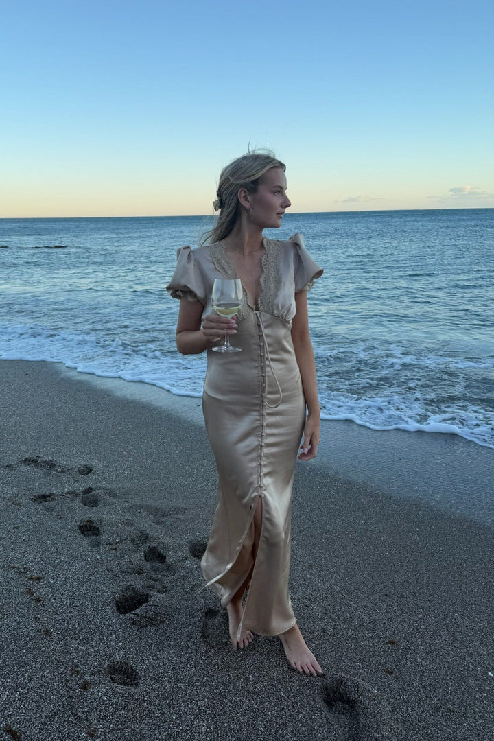 Forudbestilling - BYIC - Agneteic Long Dress A23810 - Light Brown Kjoler