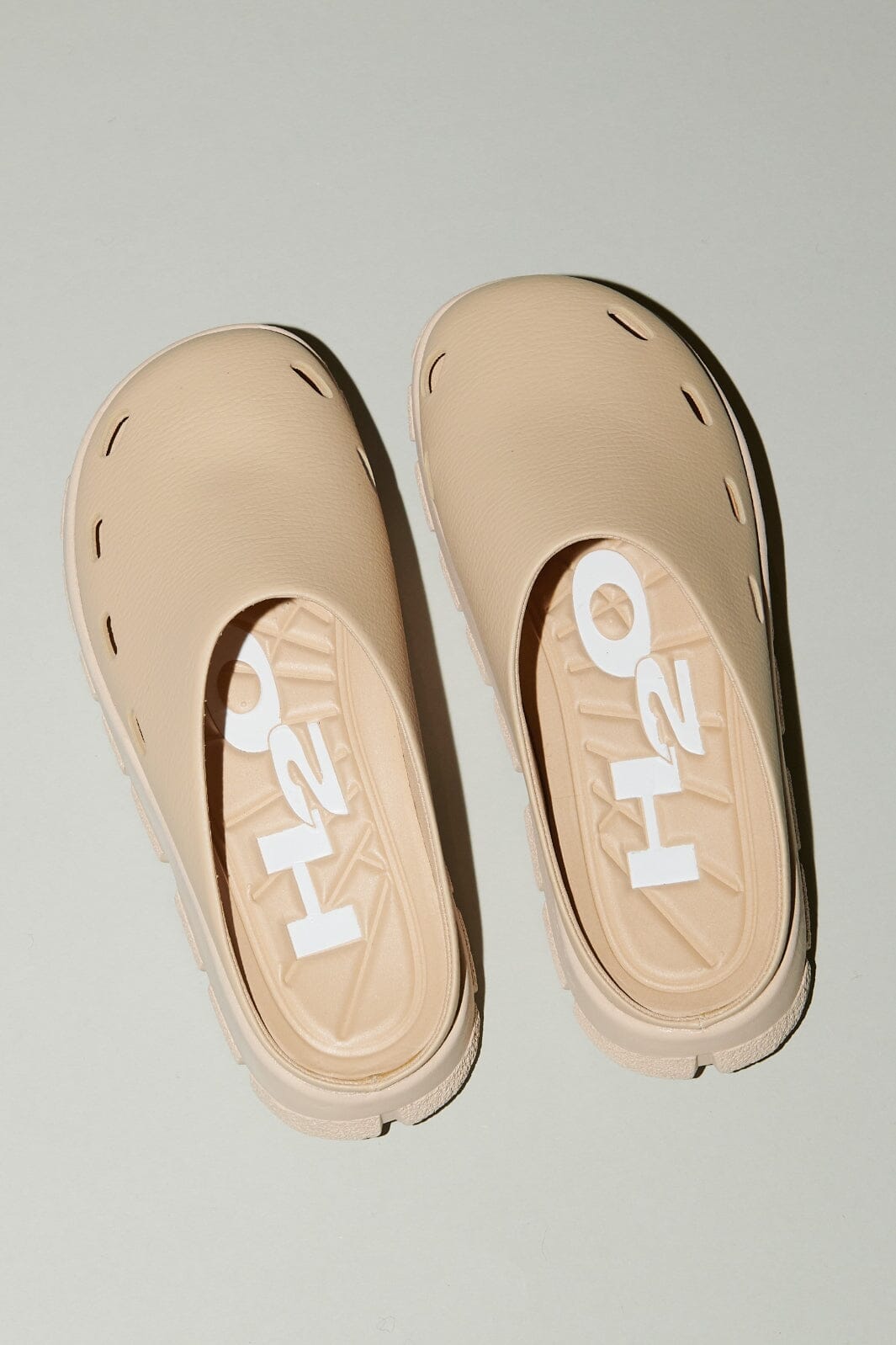 Forudbestilling - H2O - Trek Closed Sandal - 3575 Beige Sandaler