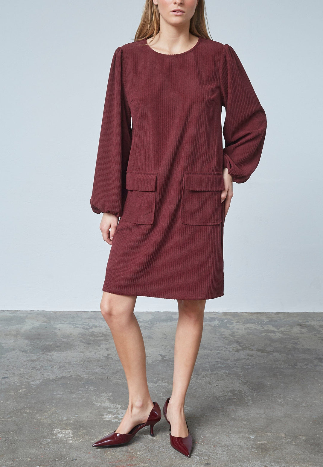 Forudbestilling - Love & Divine - Love1366 18884 - 516 - D. Bordeaux Kjoler