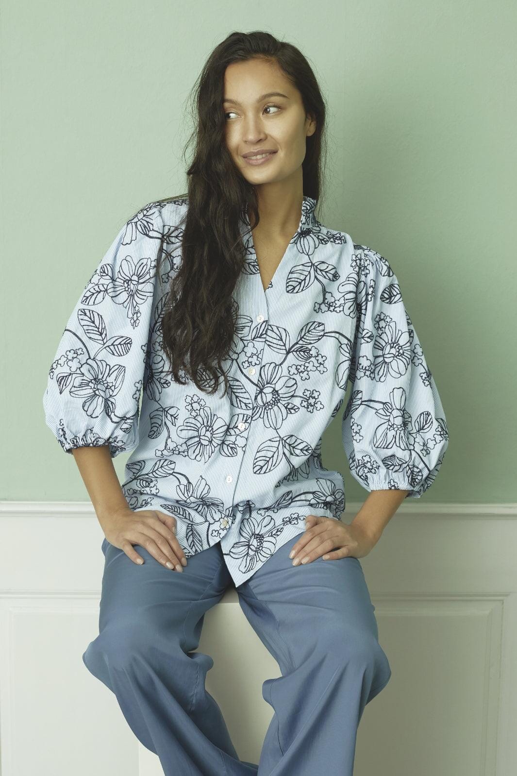 Forudbestilling - Love & Divine - Love456-5 18683 - 832 - Blue Stripe Skjorter