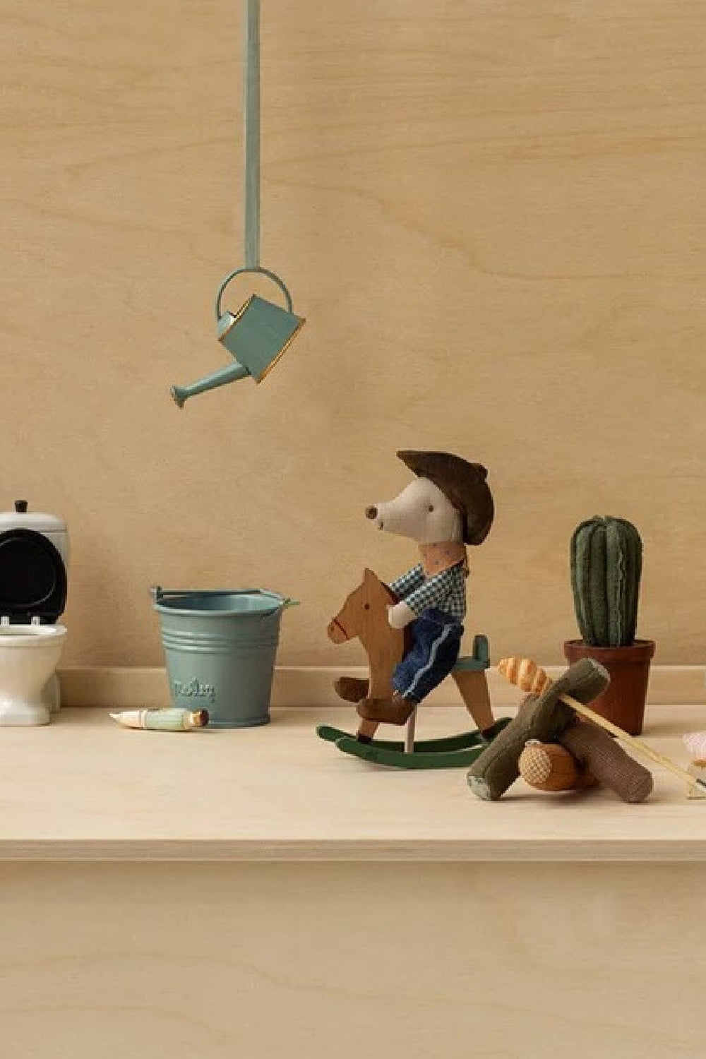 Maileg - Cowboymus På Gyngehest, Lillebror - Littlesister/Brother