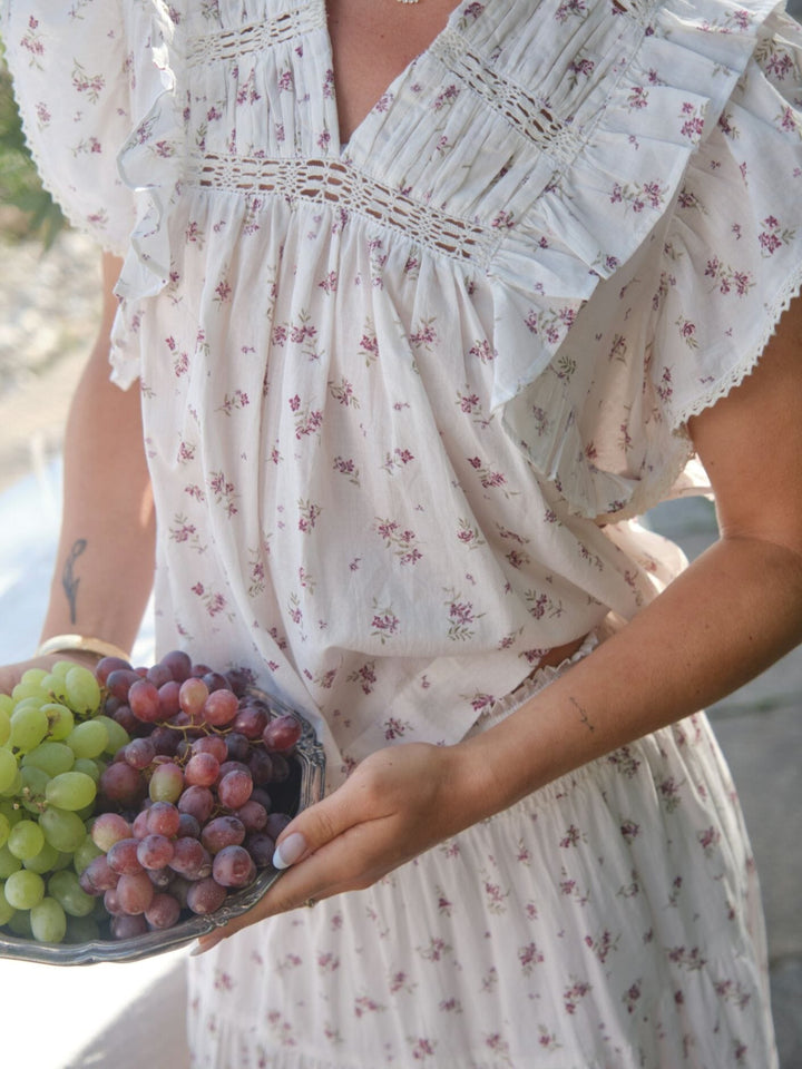 Forudbestilling - Neo Noir - Jayla Small Blossom Top 165648 - 122 - Creme Toppe