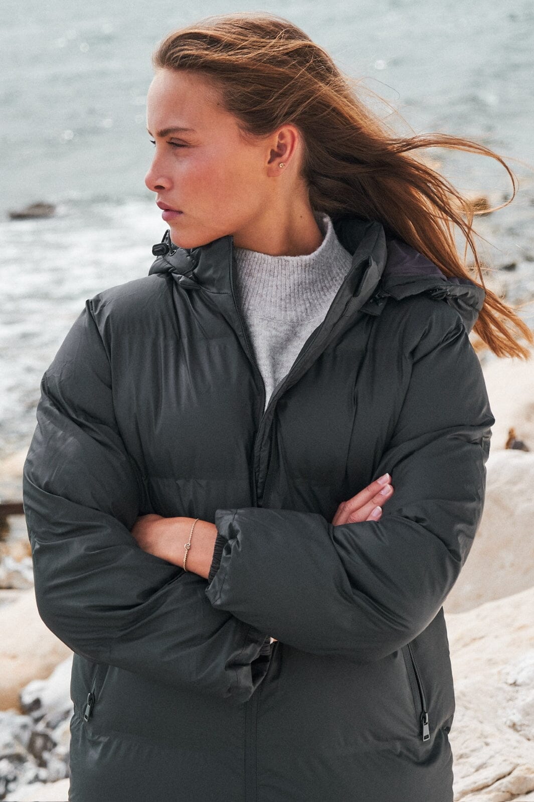 Forudbestilling - Neo Noir - Viviana C Puffer Jacket - Black Jakker