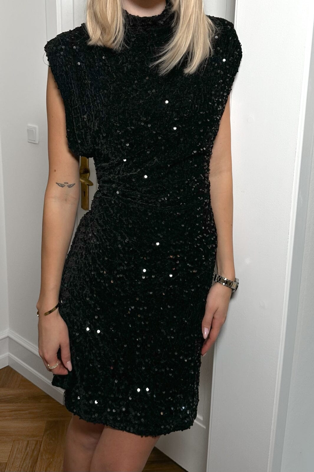 Forudbestilling - Noella - Kali Dress - 004 Black Kjoler