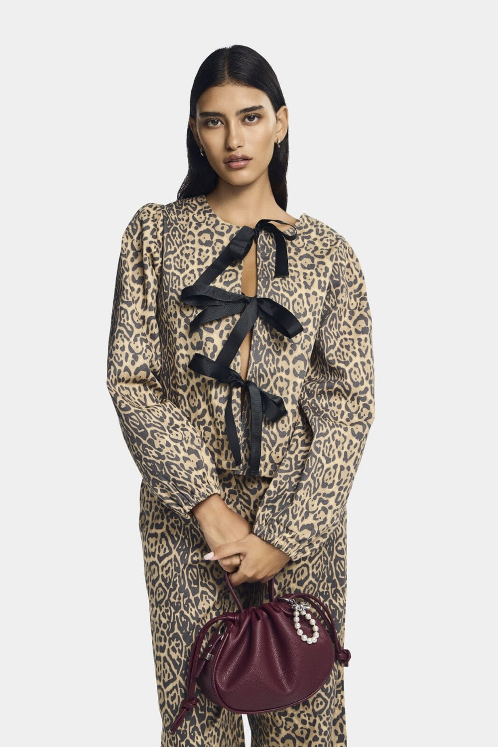 Forudbestilling - Pieces - Pcfia Ls Denim Revisible Tie Top Fsy - 4747678 Black Leo Bluser