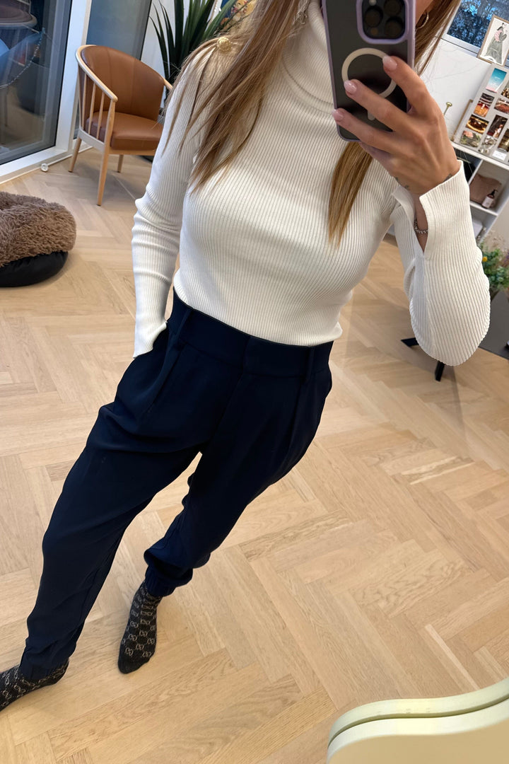 Forudbestilling - Valentin Studio - Pretty Pants - Navy Bukser