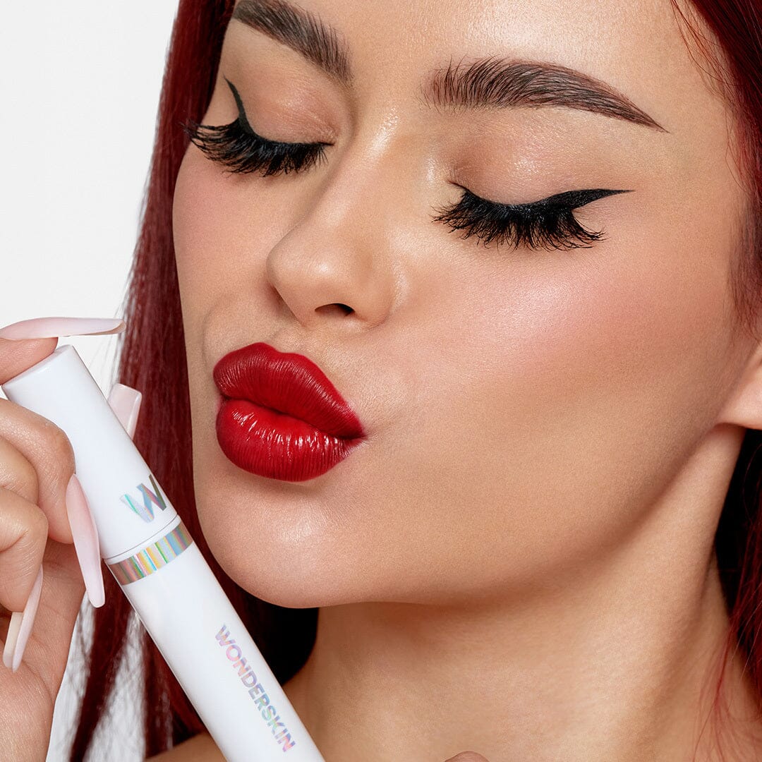 Forudbestilling - Wonderskin - Wonder Blading Lip Stain Kit Hayley - Hayley (Rich Neutral Red) Læbestift