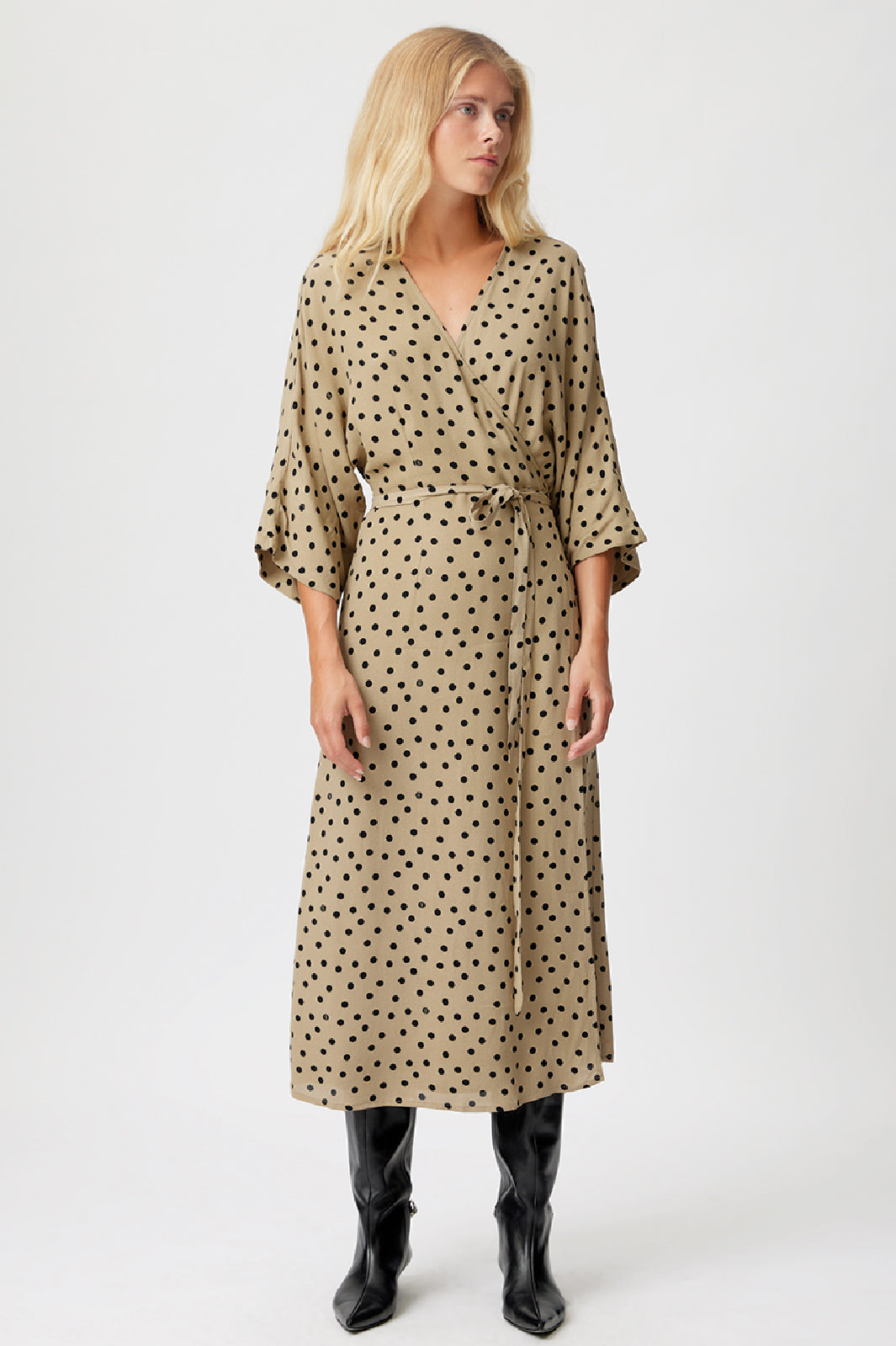 Gestuz - JanikaGZ Wrap Dress - Overland Treck Dot Kjoler