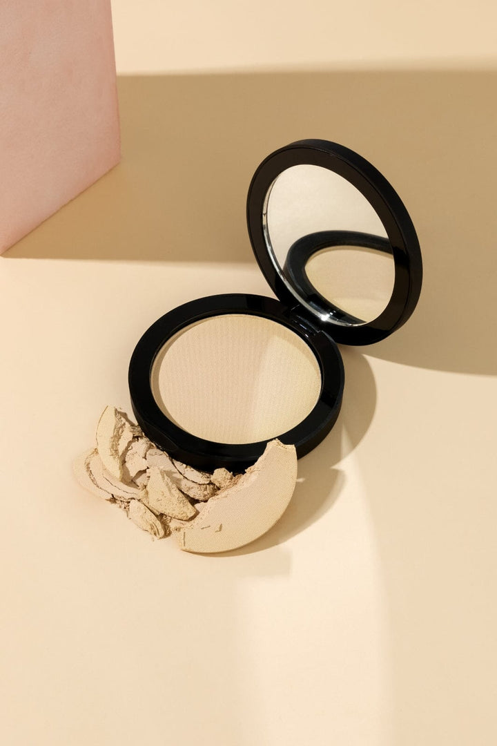 Glo Skin Beauty - Glo Perfecting Powder - Translucent, 9 g Makeup