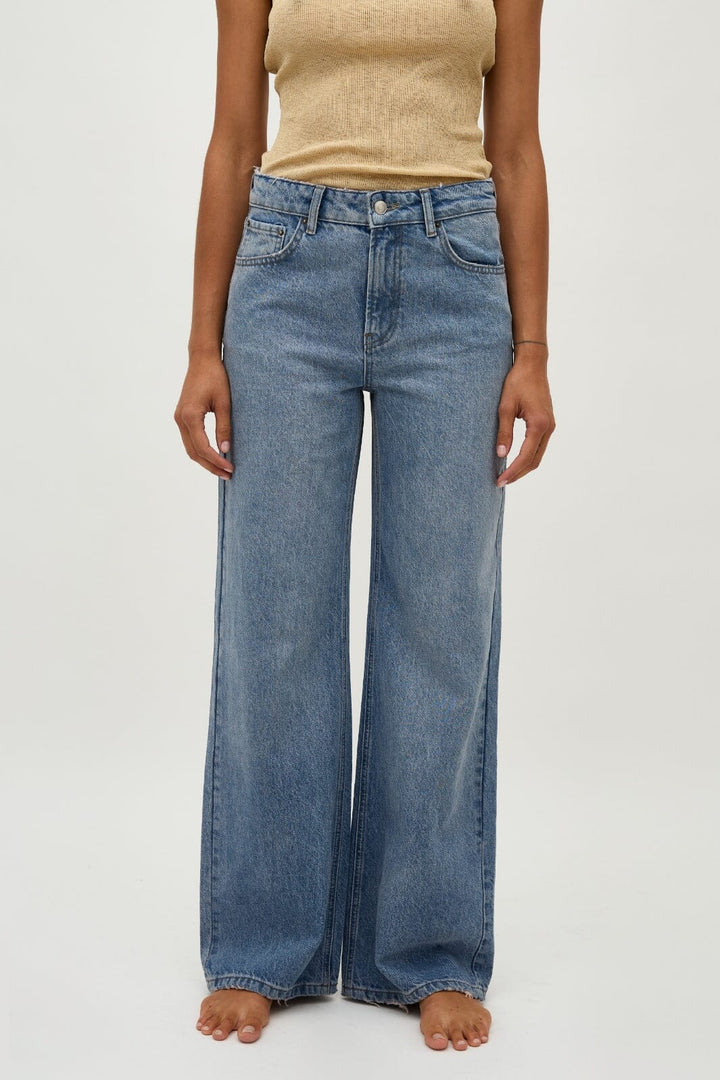 Global Funk - Amarillo-G - P59 Light Blue Brushing Jeans