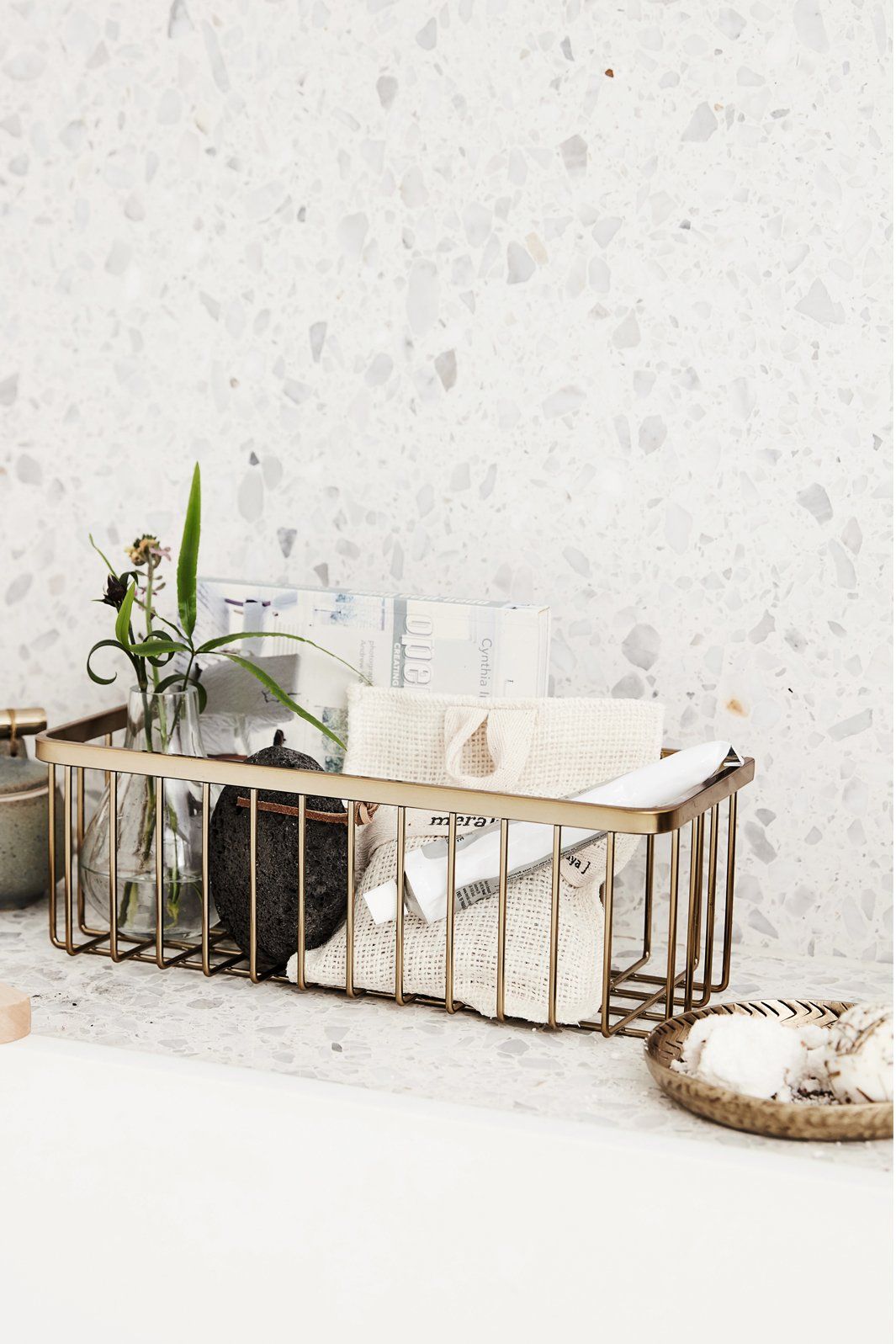 House Doctor - Badeværelses Kurv - Børstet Messing Tilbehør