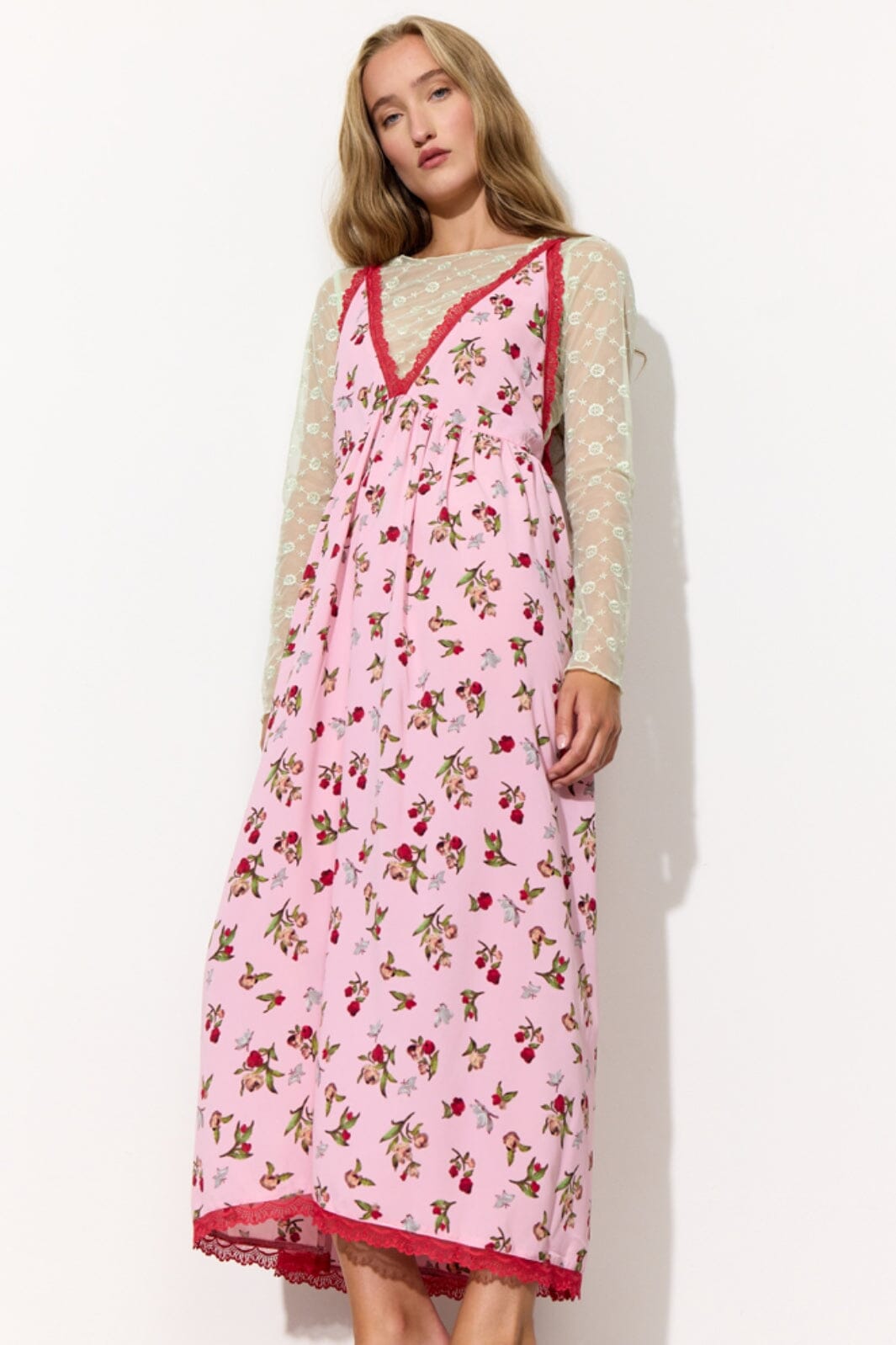 Hunkøn - Lisa Dress - Red Lace Kjoler