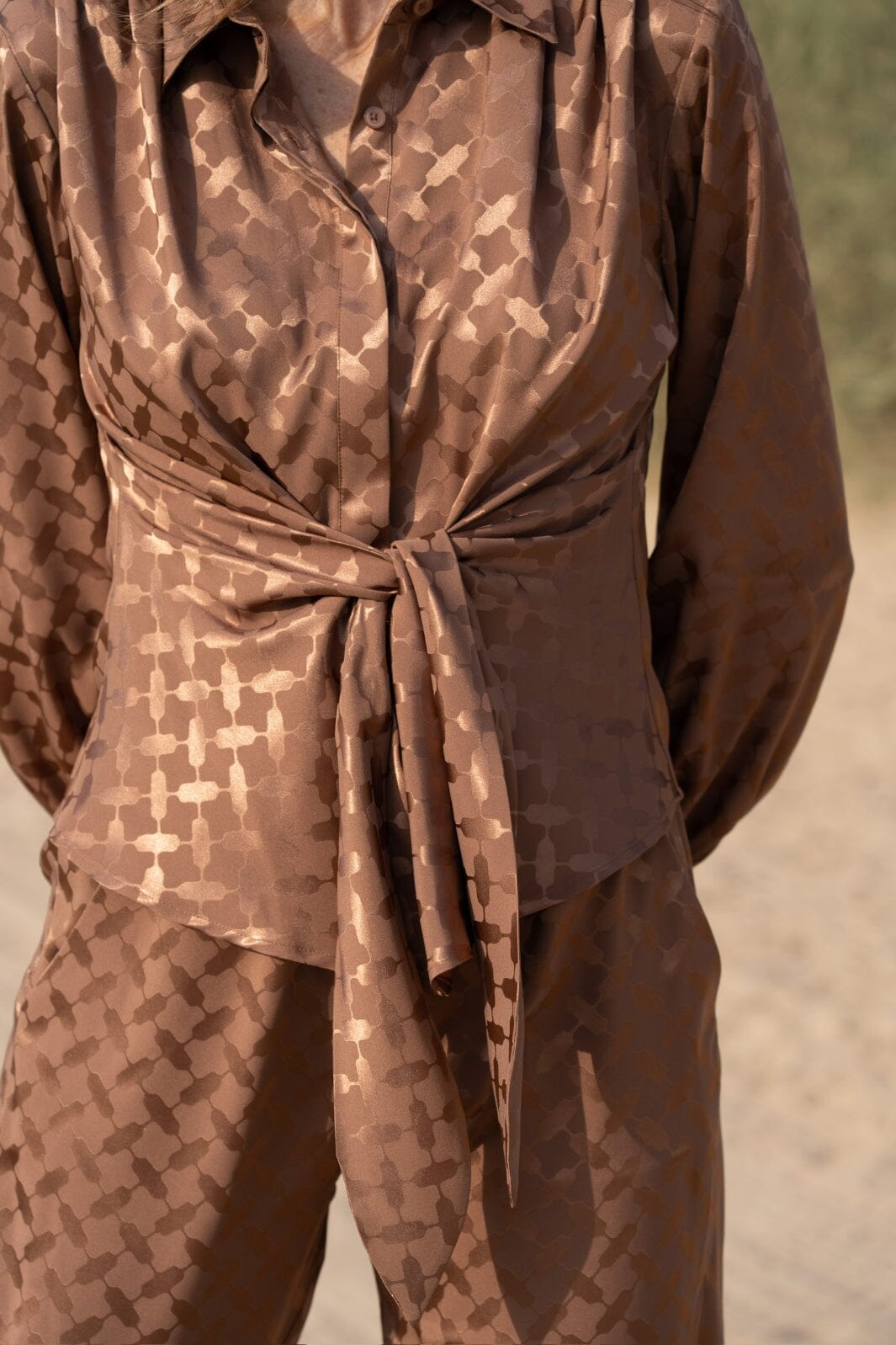 Karmamia - Lee Shirt - Camel Keffiyeh Jacquard Skjorter