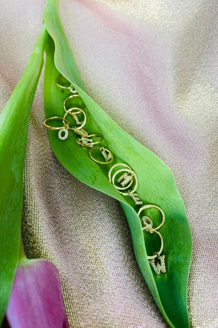 Mellow Moon - Kreol Bogstav Ørering - Forsølvet Øreringe