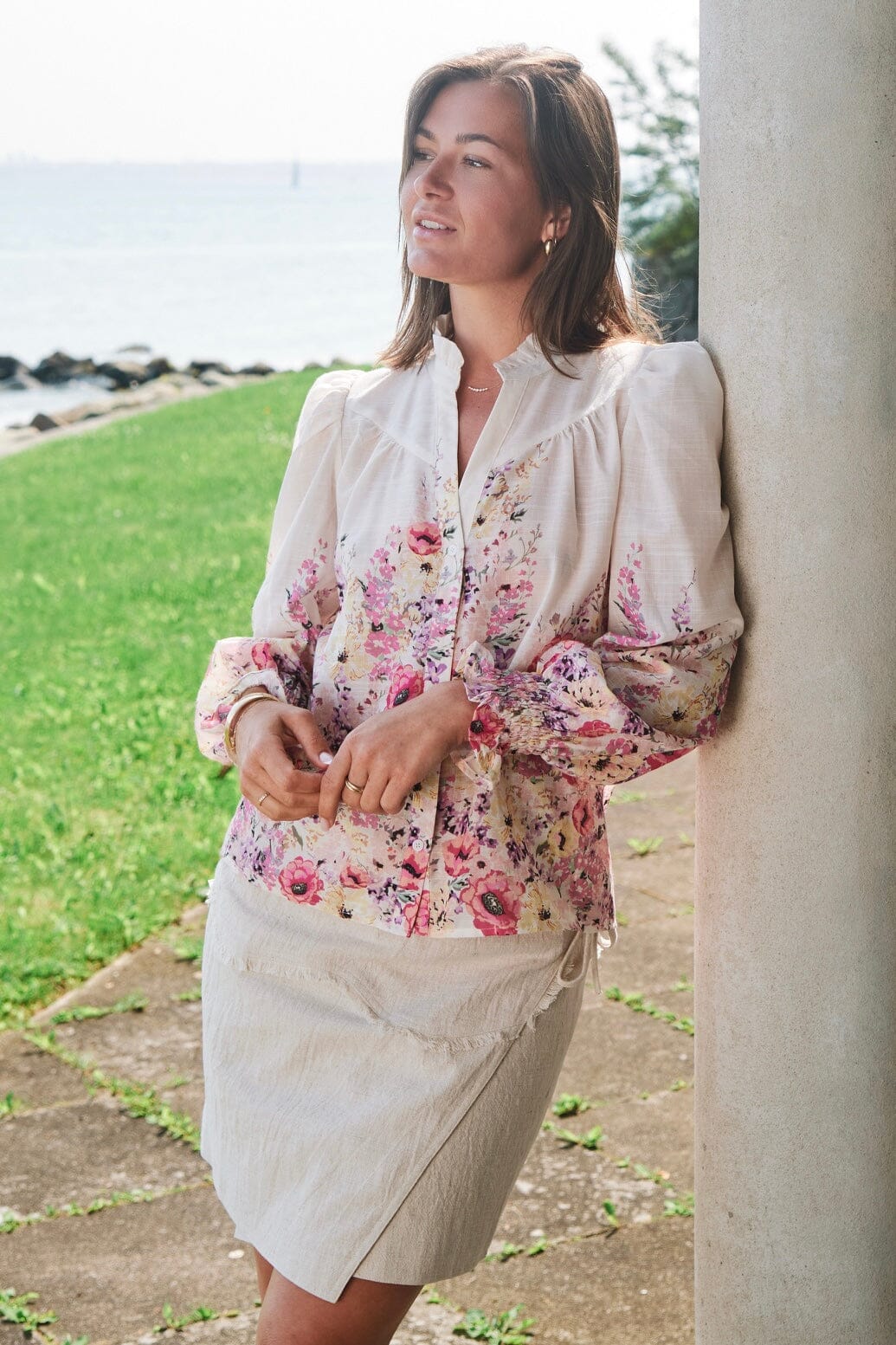 Neo Noir - Calloma Flower Print Blouse 166266 - 124 - Ivory Bluser