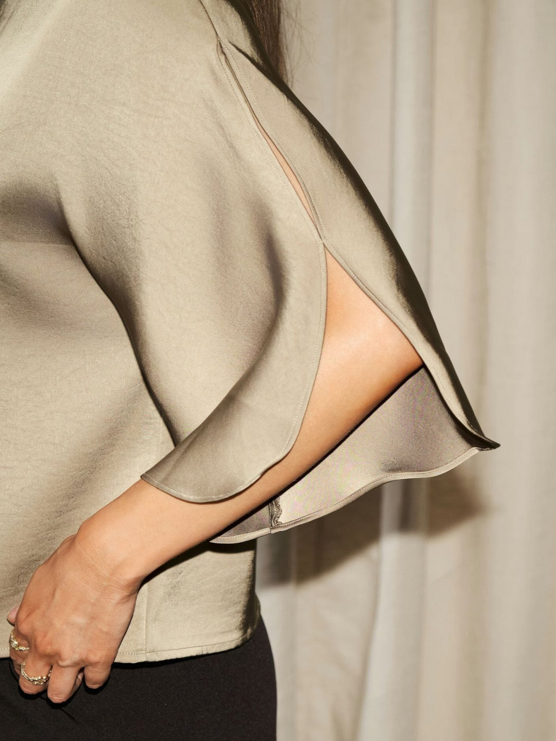 Neo Noir - Liora Heavy Sateen Blouse 165567 - 811 - Dark Taupe Bluser