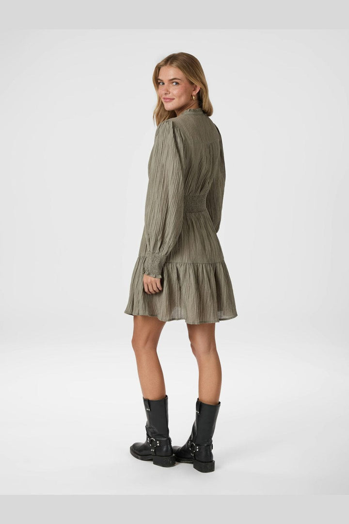 Neo Noir - Malti Crepe Dress 166037 - 627 - Smoke Green