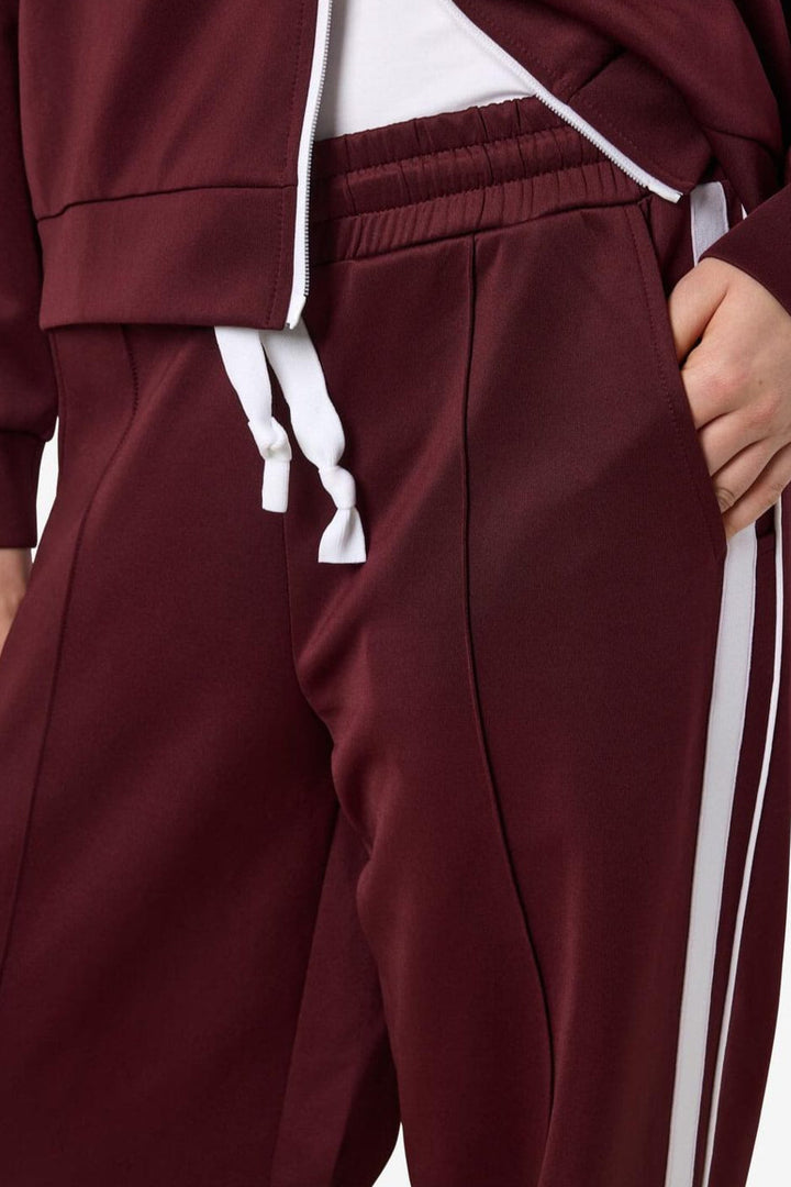 Noisy May - Nmjenna Nw Sporty Jogger - 4837291 Windsor Wine White Stripes