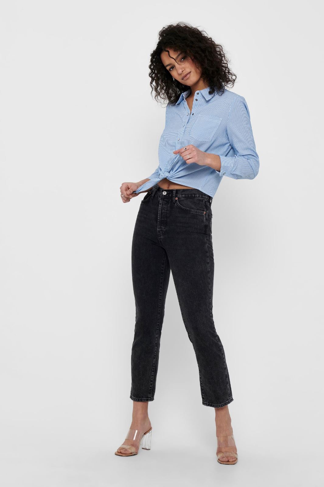 Only - Onllecey Ls Knot Shirt - 3269493 Cloud Dancer Medium Blue Skjorter