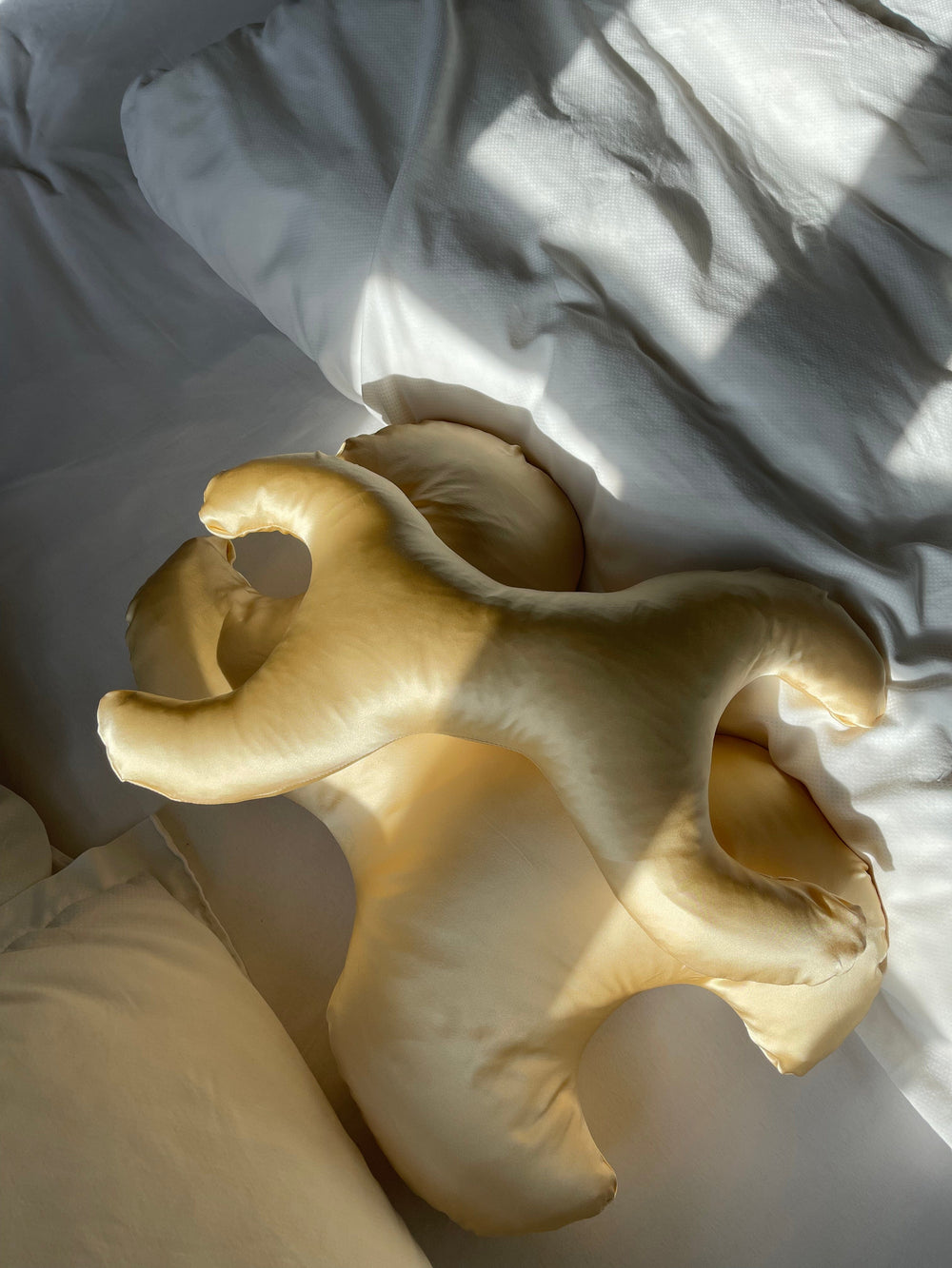 Save My Face - Betræk til La Petite 100% silke Gold Pudebetræk