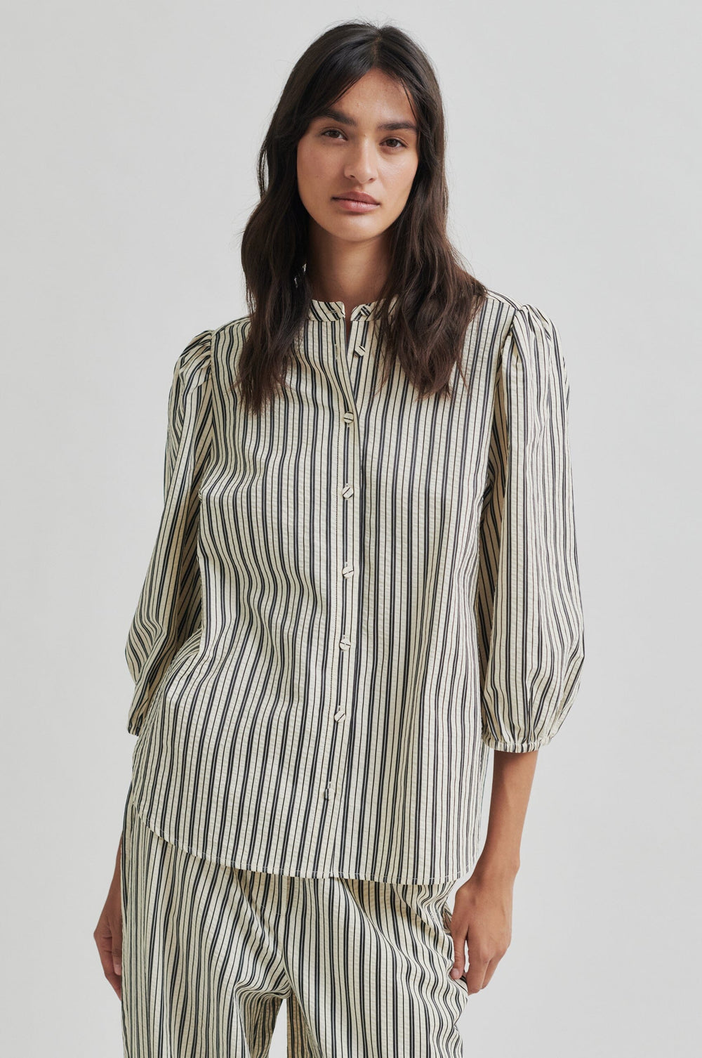 Second Female - Serifa Shirt 59636 - 8001 Black Skjorter