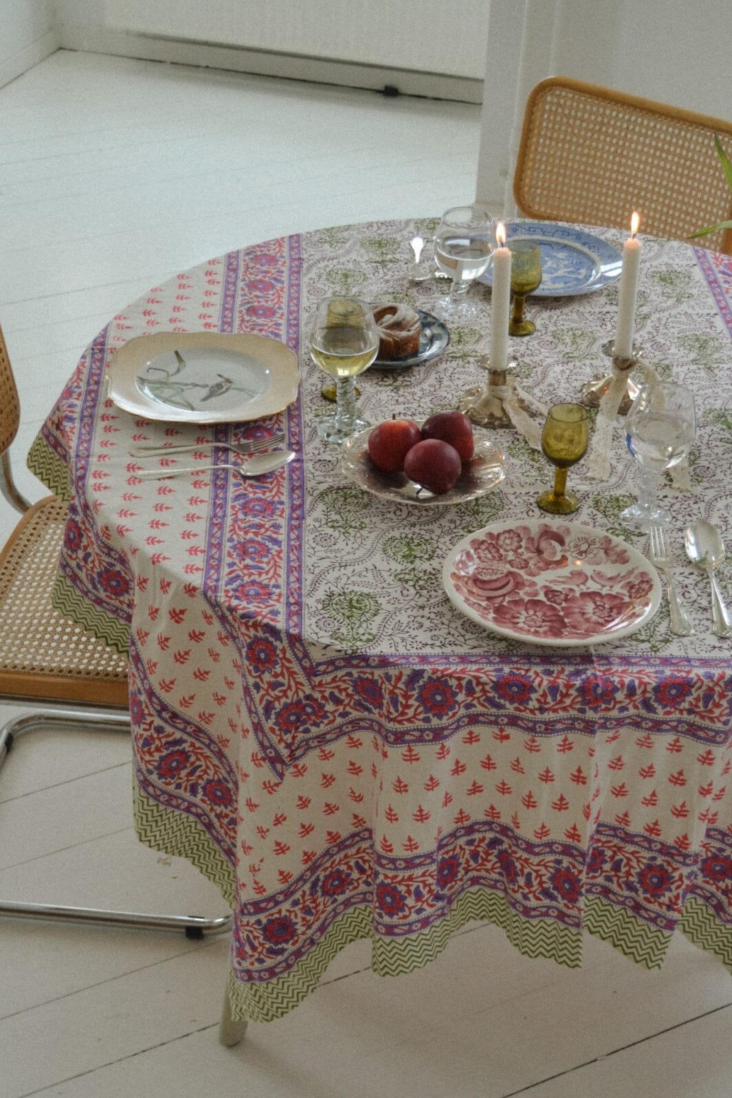 Sissel Edelbo - Noor Tablecloth SE 1337 - Purple Flower