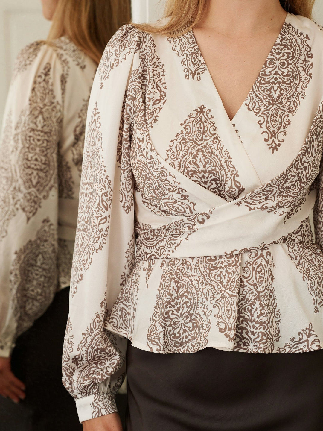 Neo Noir - Rista Paisley Drop Blouse 166208 - 124 - Ivory