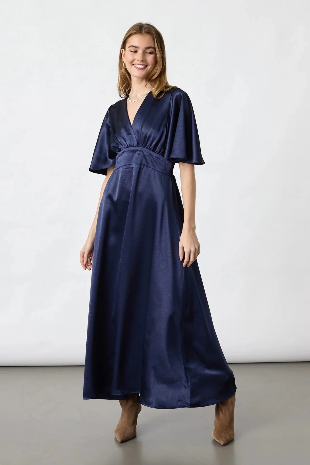 Sisters Point - Gisela-Dr16 19165 - 427 - Midnight Blue