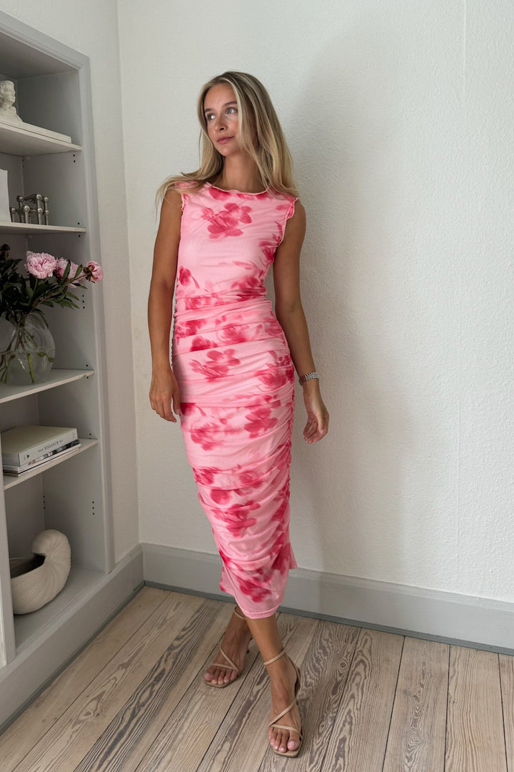Ennakkotilaus - BYIC - Miraic Mesh Dress - apfp Abstract Pink Flower Print