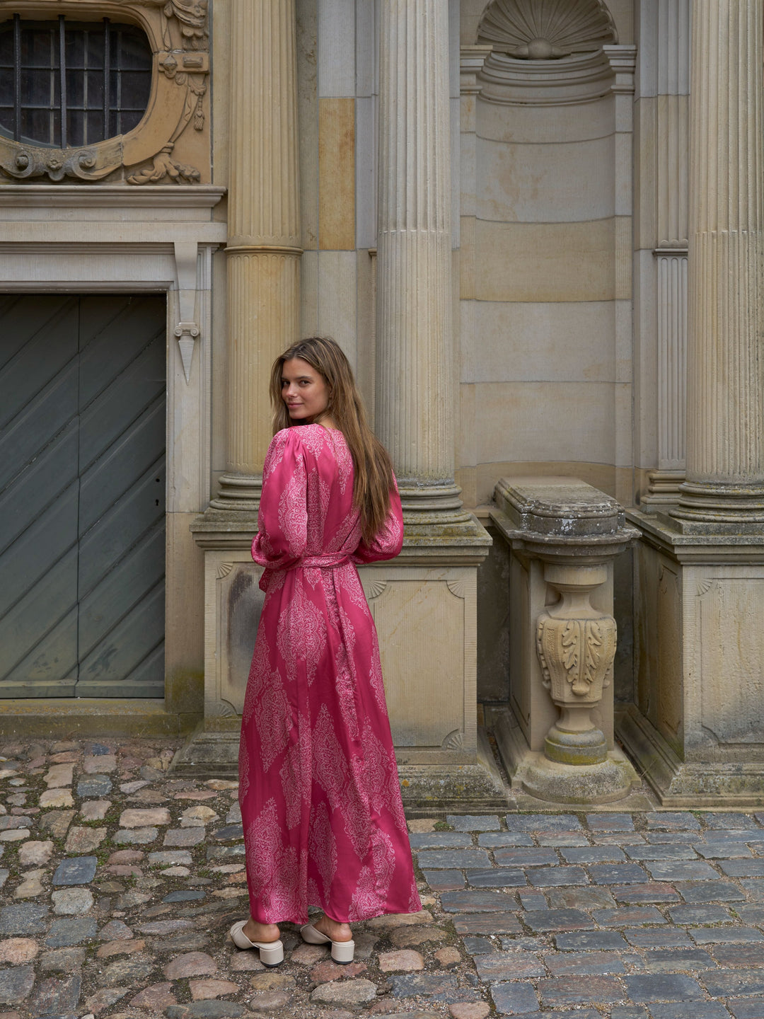 Neo Noir - Bretti Paisley Drop Dress 168466 - 430 - Cherry Pink