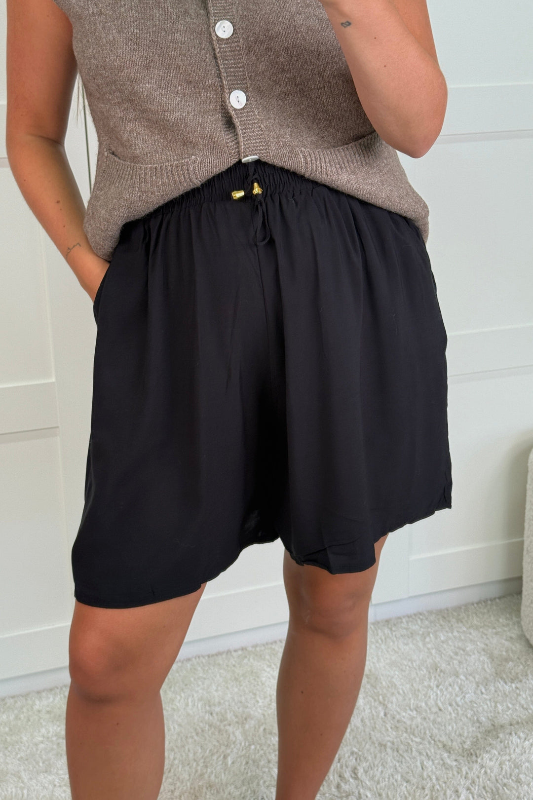 A-bee - Bianka Shorts - Black Shorts 