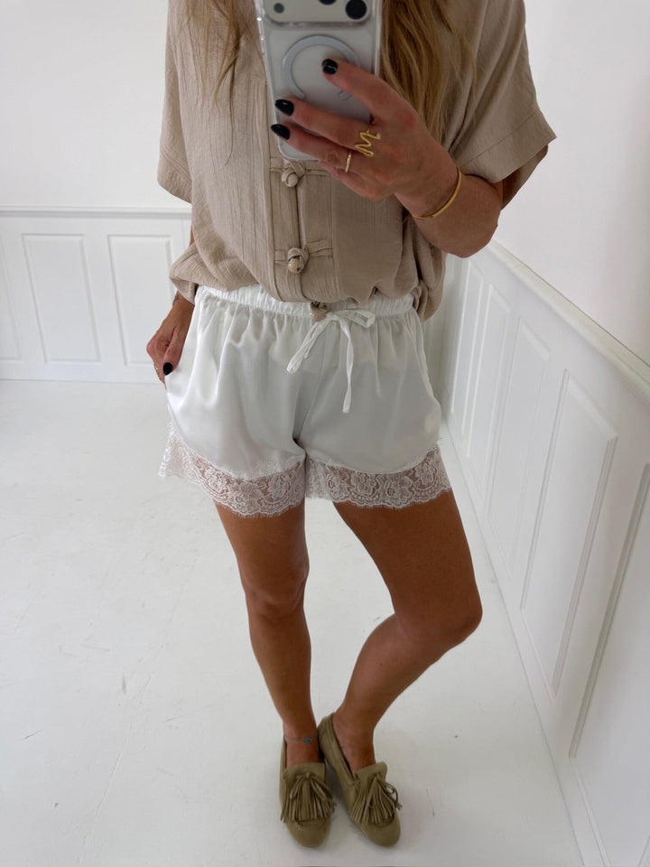 A-Bee - Irene Shorts 37053-1 - White Shorts 