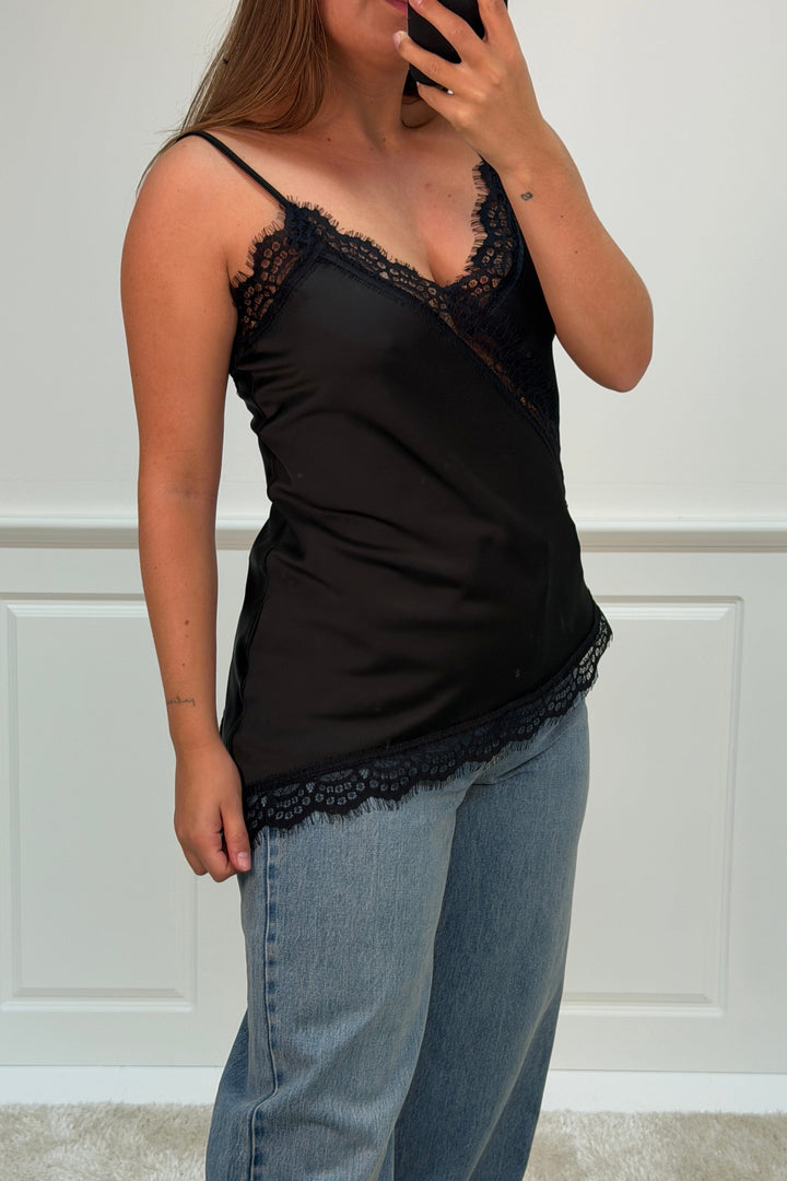 A-bee - Ivanka Top - Black Toppe 