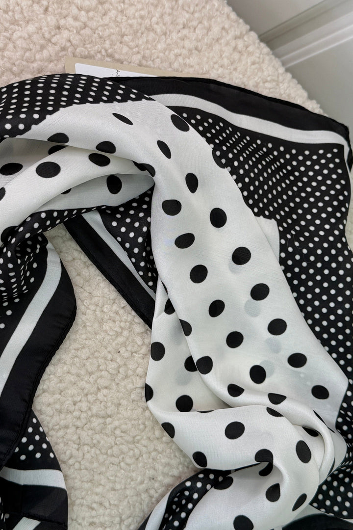 A-bee - Leonora Scarf - White Tørklæder 