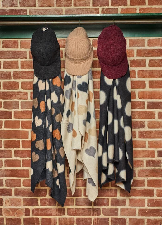 Black Colour - Bckita Cap 9780 - Wine Huer 