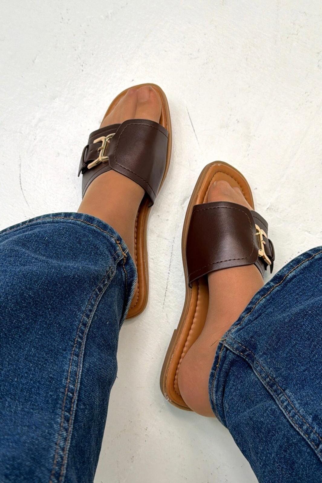 Bloom - Daffodil Sandals - Dark Maroon Sandaler 