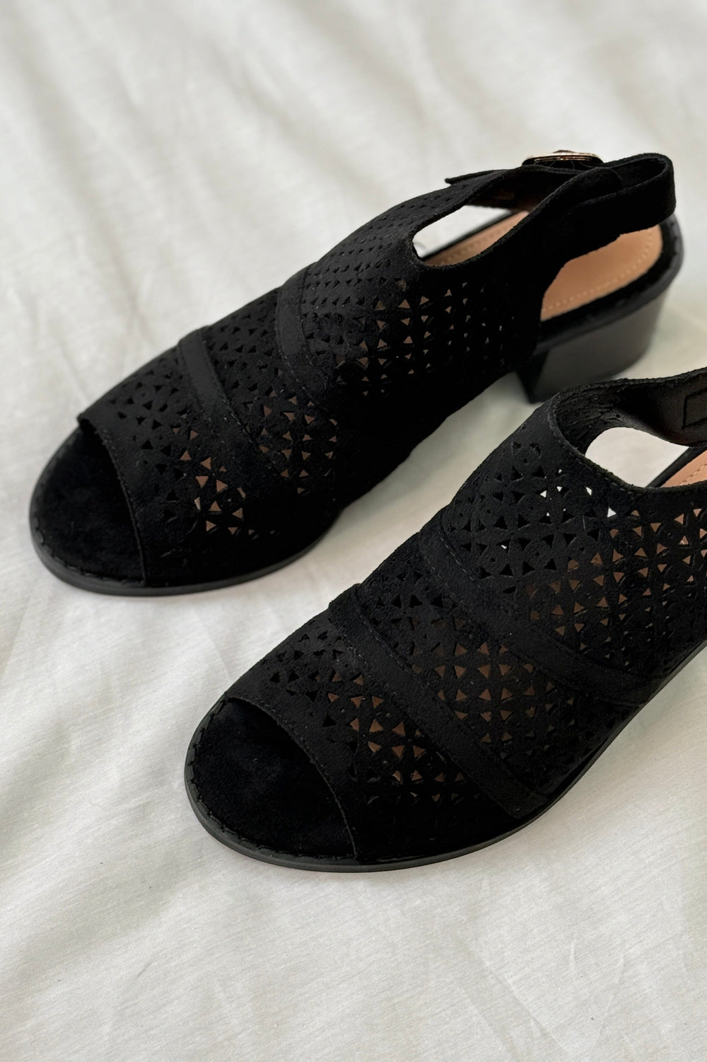 Bloom - Rina Sandaler - Black Sandaler 
