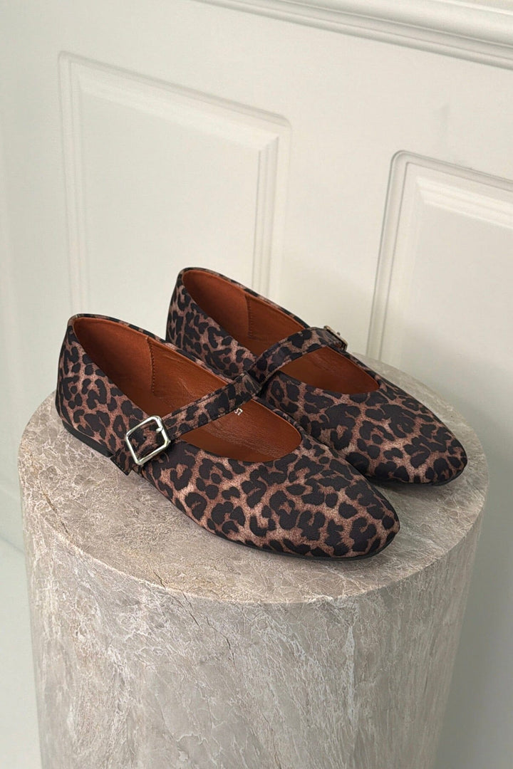 Bloom - Verbena Ballet Flats - Leopard Ballerinaer 