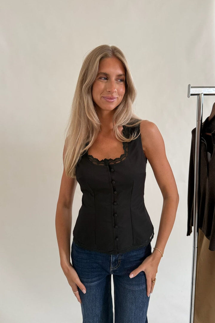BYIC - Elsieic Top A23887 - Black Lace