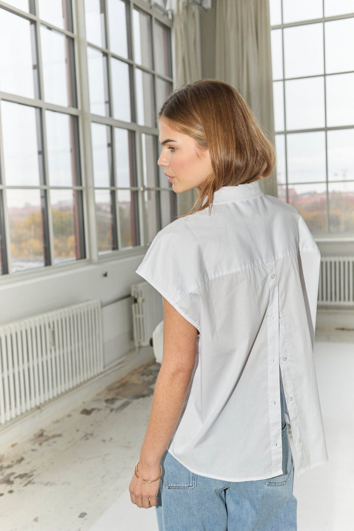 Co´Couture - Elaracc Slit Back Ss Shirt 45142 - 4000 - White Skjorter 