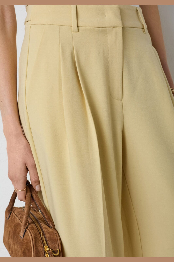 Co´Couture - Nilancc Pleat Pant 41060 - 171 - Paleyellow