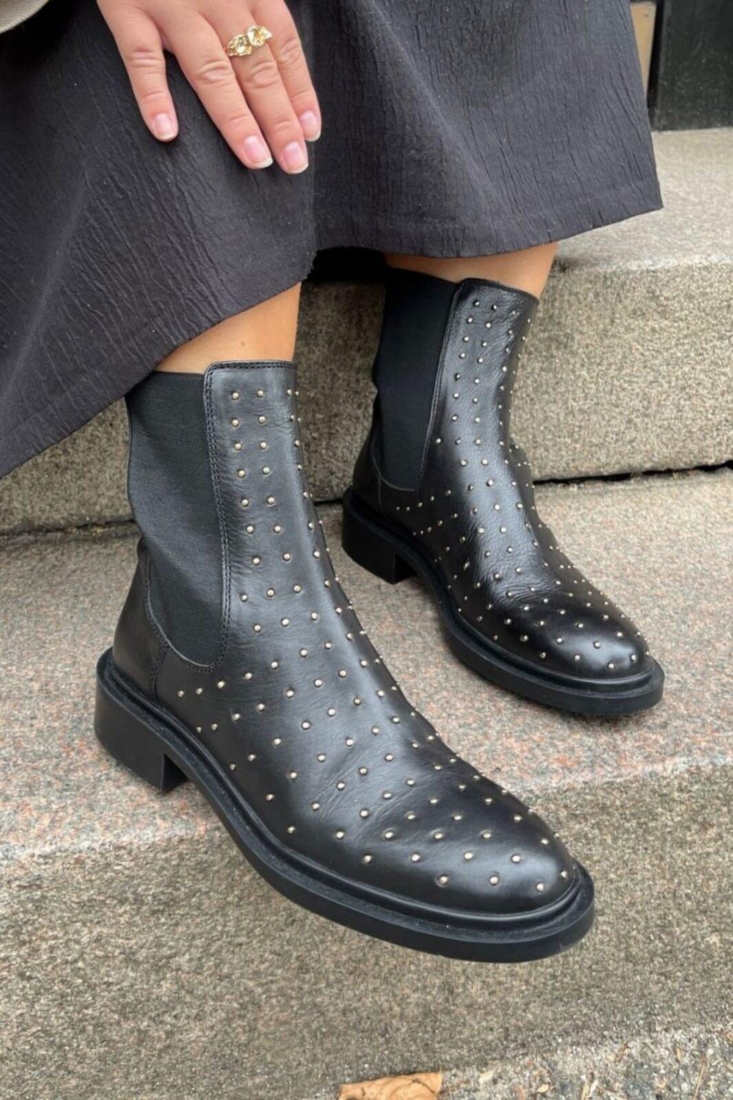 Copenhagen Shoes - Women Support Women - 0001 Black Støvler 