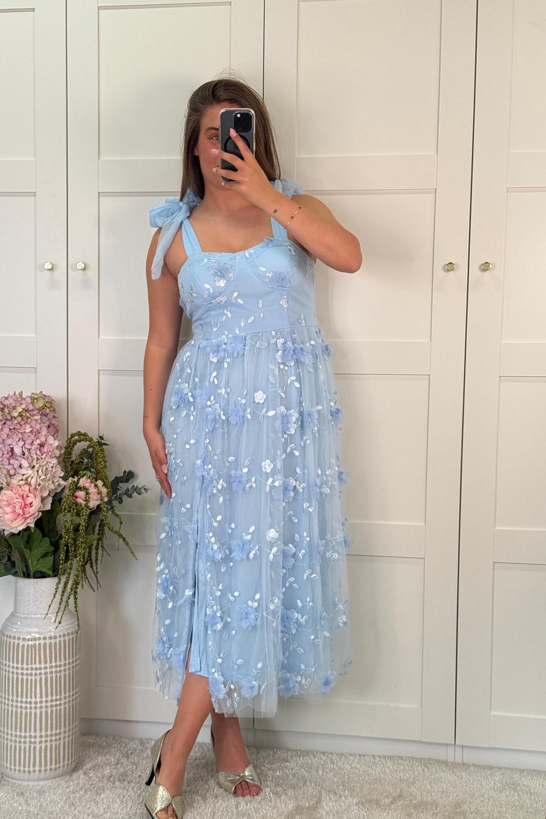 A-bee - Cassandra Kjole - Blue
