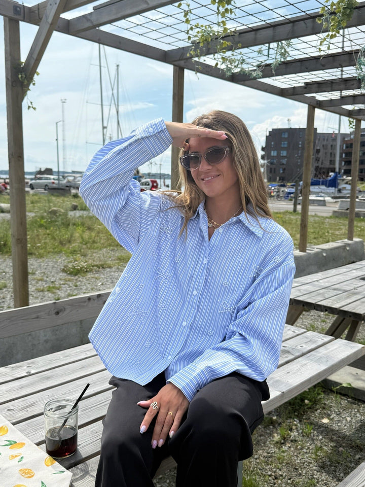 Dear Molly - Pearl Bow Shirt 160786C - Blue W.black Strip1 Skjorter 