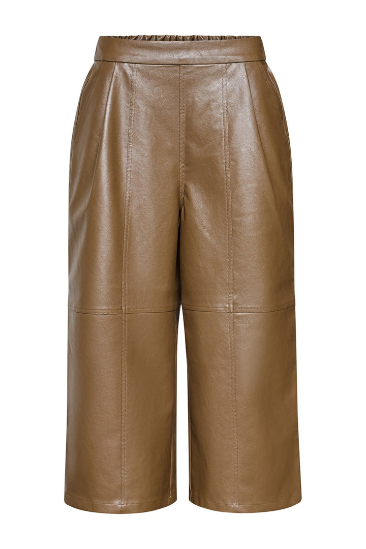 Sisters Point - Emme-Pa 19497 - 200 - Brown