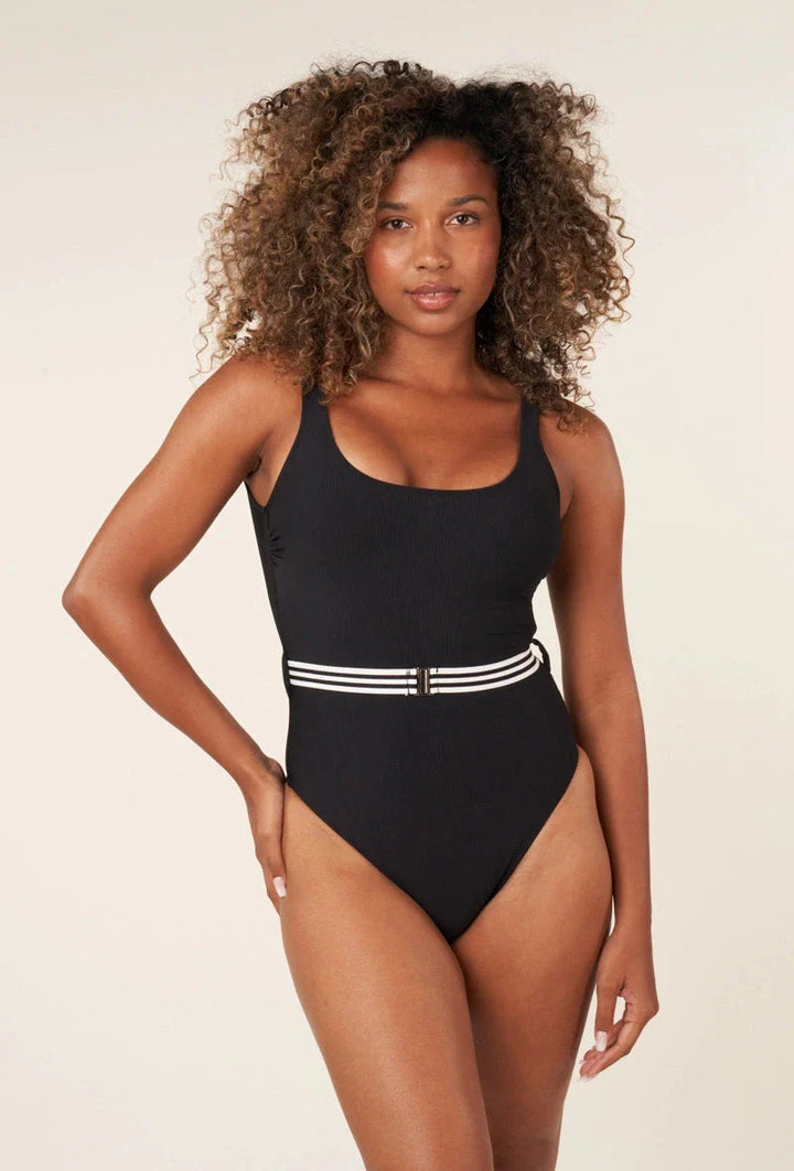 Forudbestilling - A-bee - Nora S2403 - Black Badedragter 
