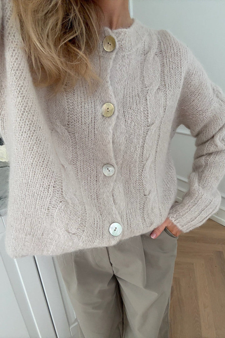 Forudbestilling - BYIC - Ditteic Cardigan 3420 - Beige Cardigans 