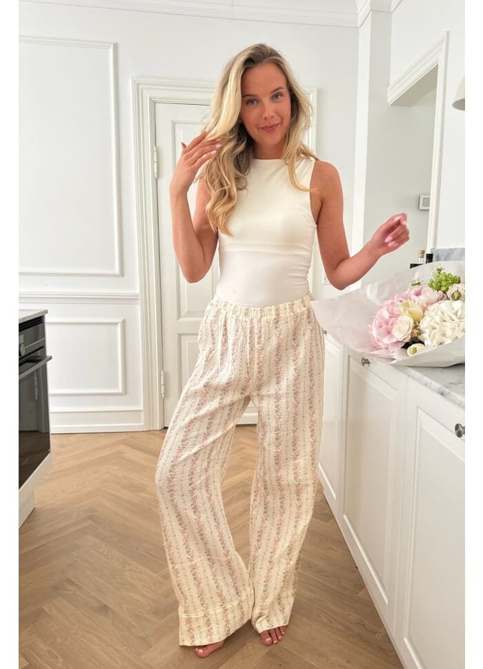 Forudbestilling - BYIC - Najaic Pants - lpfp Light Pink Flower Print Bukser 